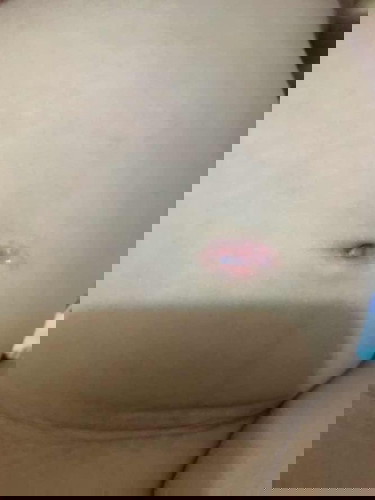 Pusar merah dan berbau