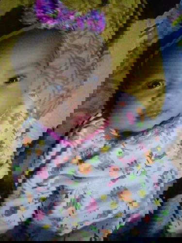 Gendongan dan roda bayi