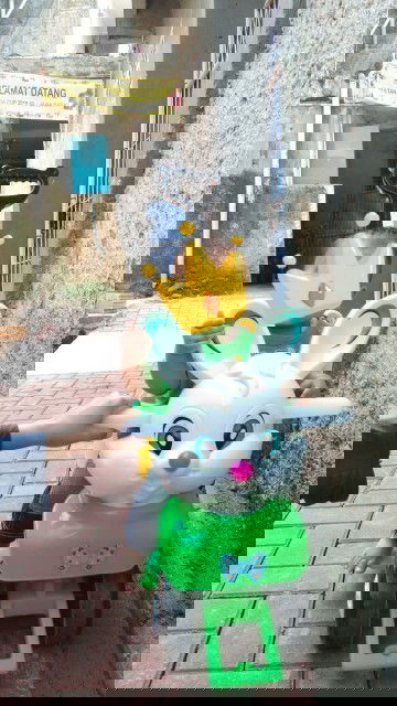 Belum bisa duduk sendiri