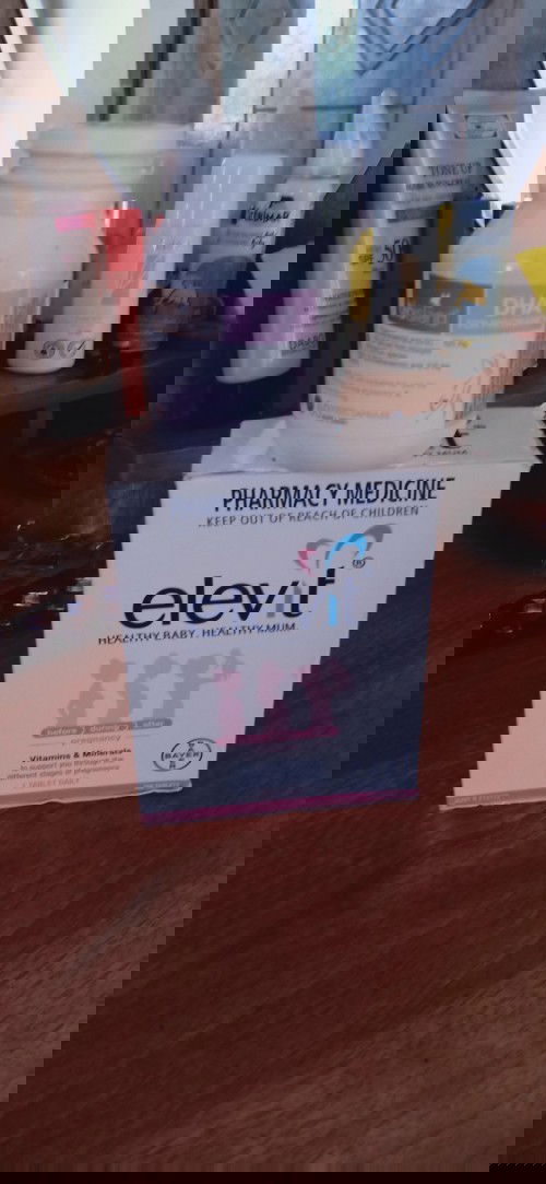 Có mom nào uống loại này giống em không