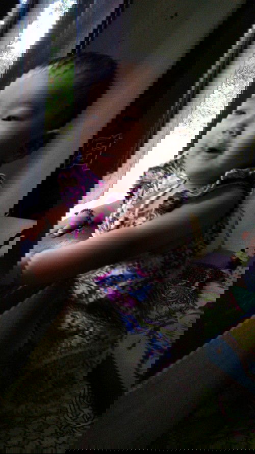 Anak belajar berjalan