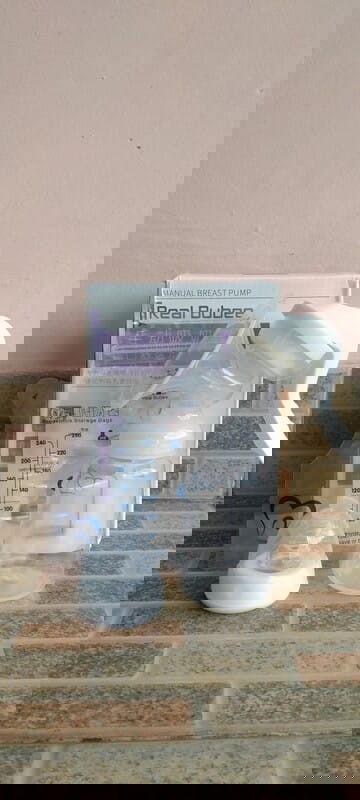 Preloved Pompa Asi Real Bubee (Manual Breast Pump)