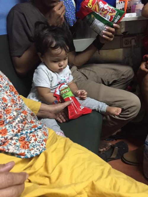 Naik kereta ke solo