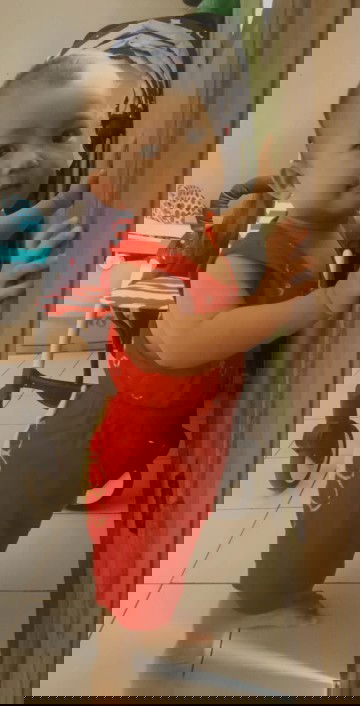 Tetangga sebelah nyinyir katanya anak 11 bulan kok belum bisa jalan