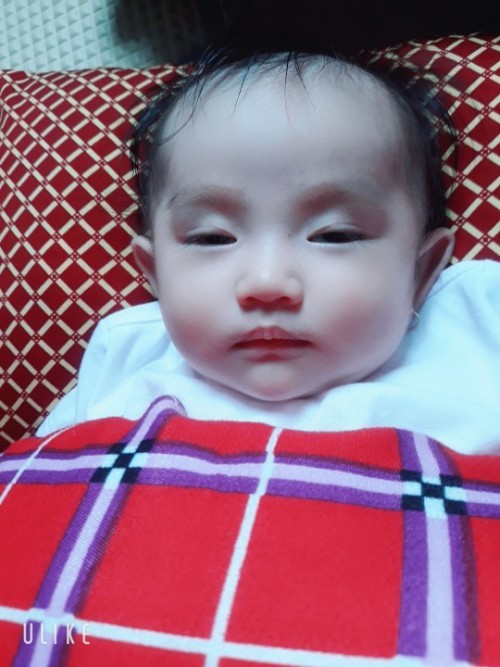 Bé khó ngủ
