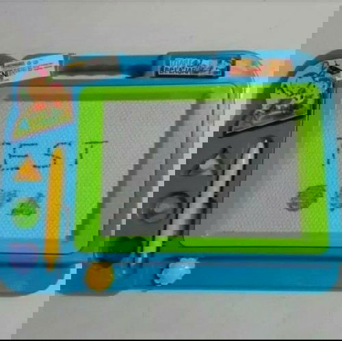 Mainan Favoritku Papan Tulis Magnet