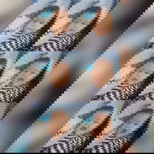 Belum bisa duduk dan tumgi,