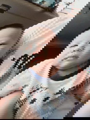 เด็กน้อยเดือนตุลาคม