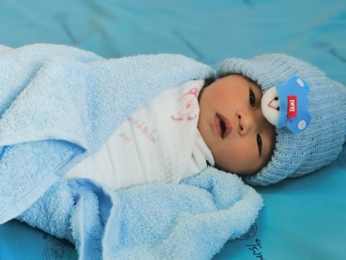 ทีมผ่าคลอด