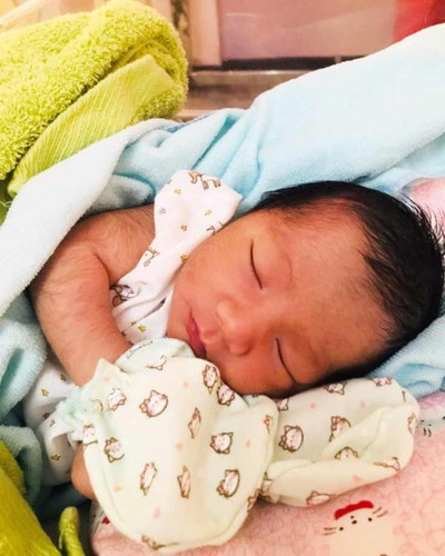 แตกแล้วจ้า แอบแตกก่อนกำหนด