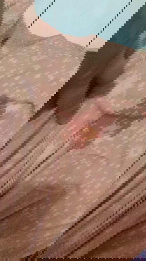 Bangun tidur keluar cairan