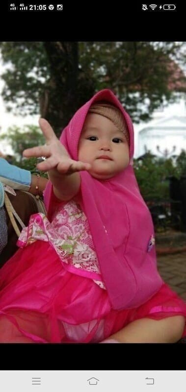 BERUSAHA MENJADI IBU JUARA DI USIA MUDA UNTUK MENCETUSKAN ANAK JUARA