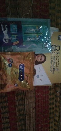 ก้งงว่ามีพัสดุมาทั้งไปที่ไม่ได้สั่งไรเลย😁