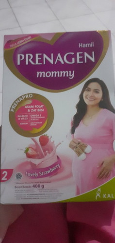 Bun usia kandunganku 2 bln tapi minum susu prenagen mommy boleh gk bun trus bahaya gak ..