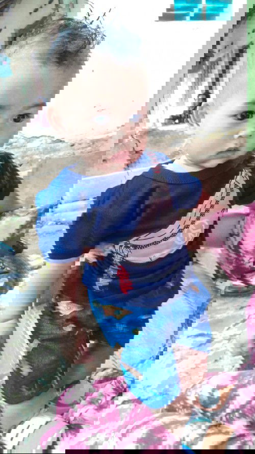 blm bisa duduk sendiri