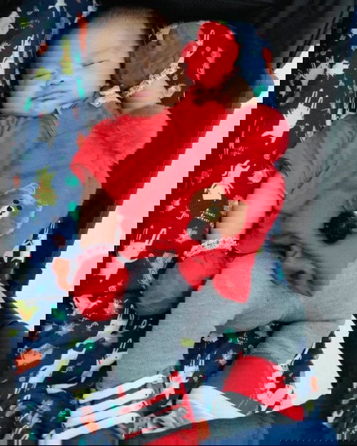 Pijit Bayi dan Sembelit.