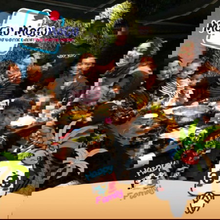 Keceriaan Hari Minggu