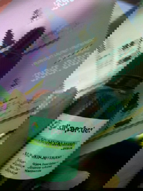 Hallo bund, disini adakah bumil yang pake serum dari All Perfect?
Aman kan bumil pake All Perfect