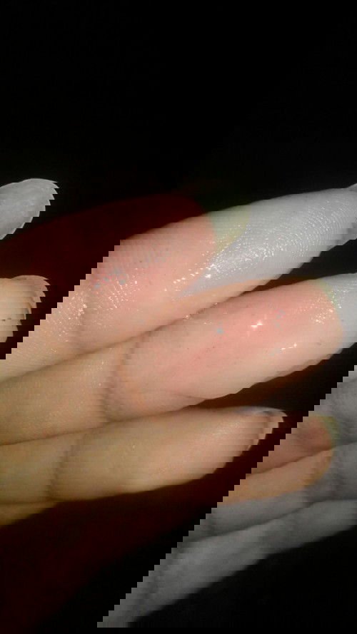 อยากสอบถามแม่ๆ
ว่าในรูปใช้ตกขาวหรือเปล่าค่ะ