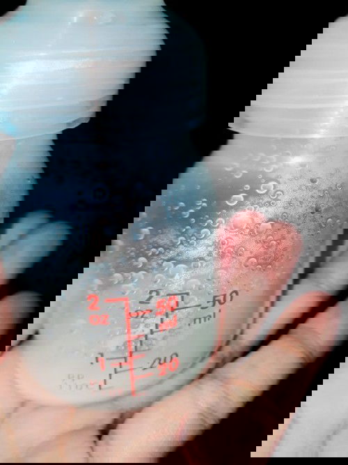 Asi dikit. Pumping 4 jam sekali