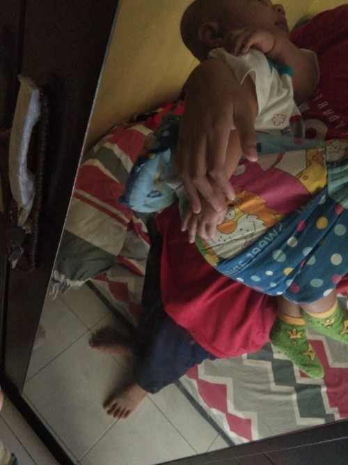 cara menggendong
