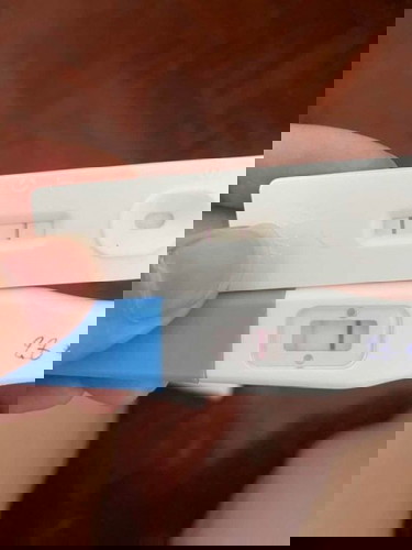 ฝากครรภ์คลินิกหรือรพ. ดีค่ะ