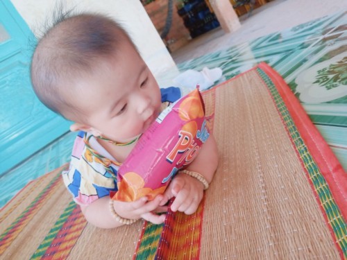 Chơi với com