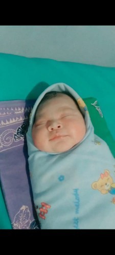 Alhamdulillah akhirnya baby girl launching....