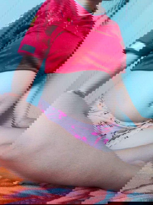 ท้องลักษณะแบบนี้ได้ลูกสาวหรือลูกชายค่ะ 24+4 w ค่ะ