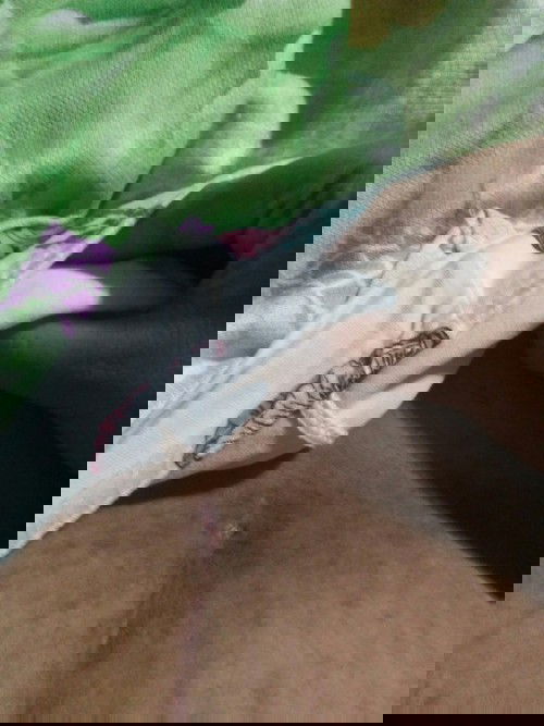 Waiting your answer momshies