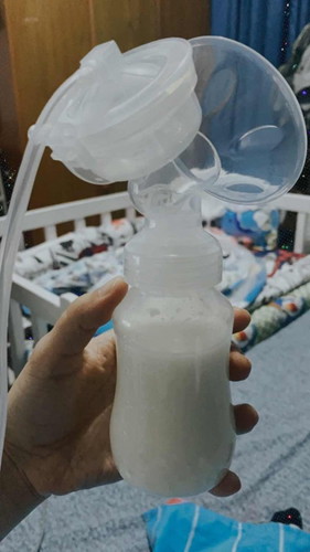 Need help from BREASTFEED MOMMIES 🥺