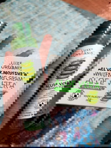 hello mga mommy, sino po gumagamit dto ng luxe organix, safe po ba ito 12wiks preggy here.. thanks