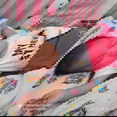 Hi ask ko lang po kung possible po kayang mabawasan ang timbang ni baby pag di sya masyadong dedede?