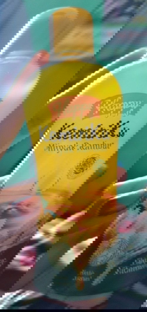 menelan minyak rambut kemiriku