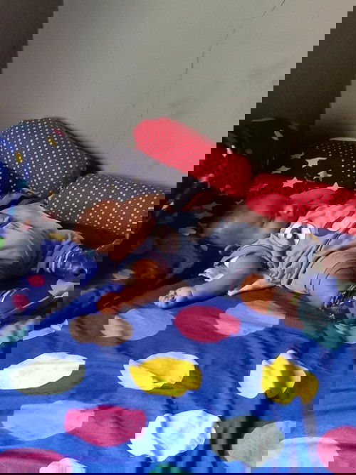 tidur pules banget😘