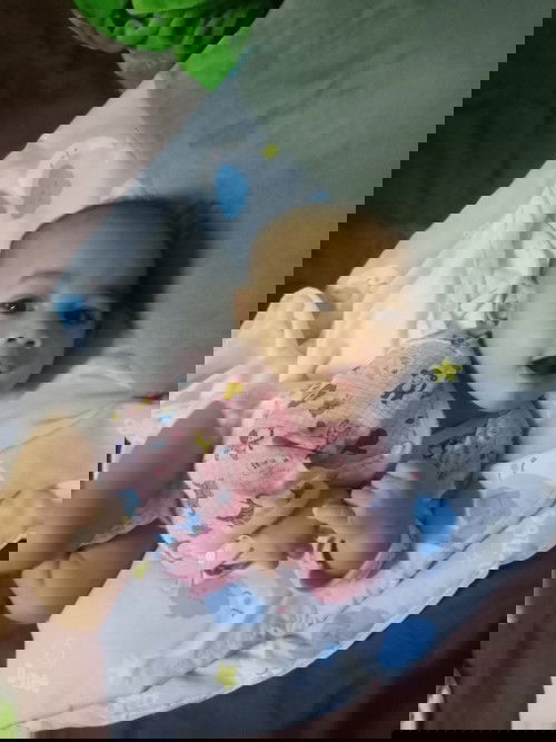 อยากสอบว่านมตราหมีสูตร 1 น้ำหนักดีไหมคะ คุณแม่คนไหนให้น้องกินบ้างตอนนี้ 6 เดือนแล้วไม่ค่อยล้ำเลยคะ