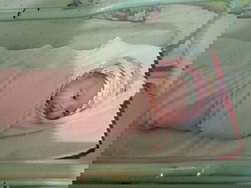 39w6d my malia is out. 
Edd : january 19 2021
DOB: january 18 2021
Via :normal delivery