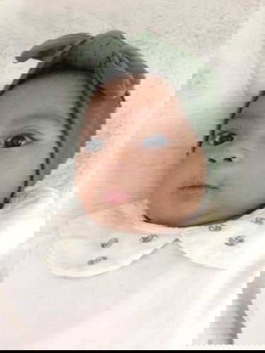 Galau menggendong anak