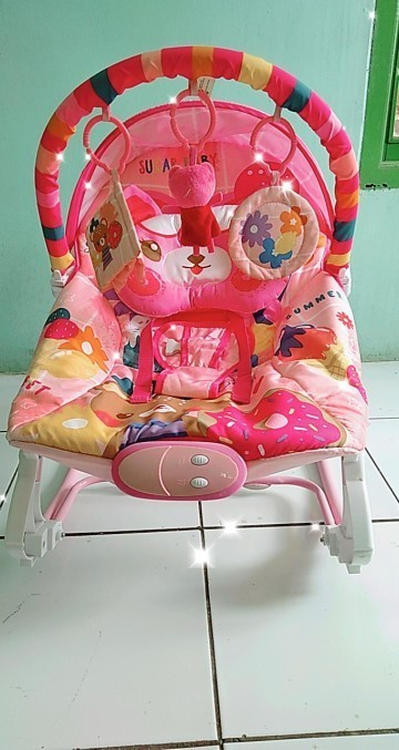 Preloved
Barangkali ada yang lagi cari bouncher bayi,beli baru sekitar 380rb an. Saya lepas 250rb.
