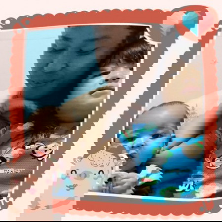 หน้าตาของลูกชายจร้าเหมือนน้องชายมากๆๆๆ ไม่เหมือนพ่อเขา ไม่เหมือนแม่เลย