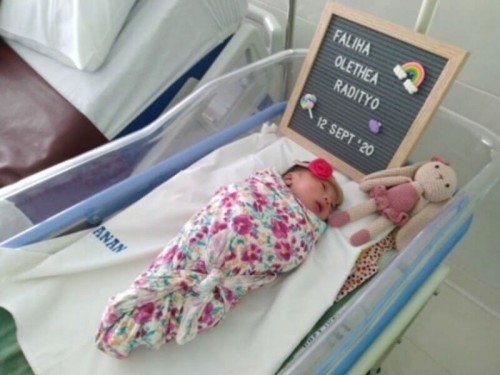 Kuncinya hanya pasrah aja sama Allah SWT, ga perlu kebanyakan nuntut π