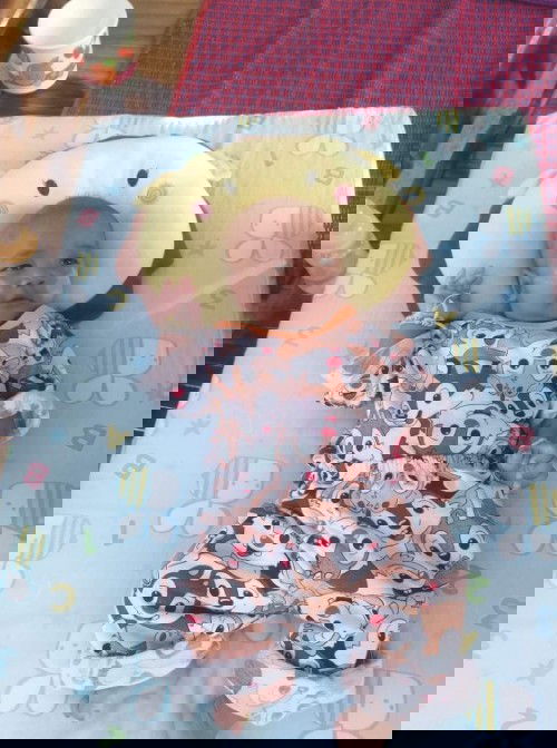 น้องได้2เดือน8วัน น้องตัวเล็กไปไหมค่ะ