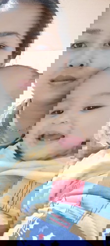 11เดือน กินข้าวกว่าจะหมดนานมาก กินไปบ่นไป เล่นไป บ้างที่ก็อม