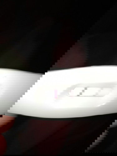 แบบนี้ท้องมั้ยคะมันขึ้นจางๆ