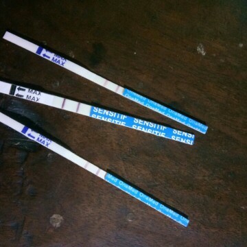 Dua garis yang dinanti