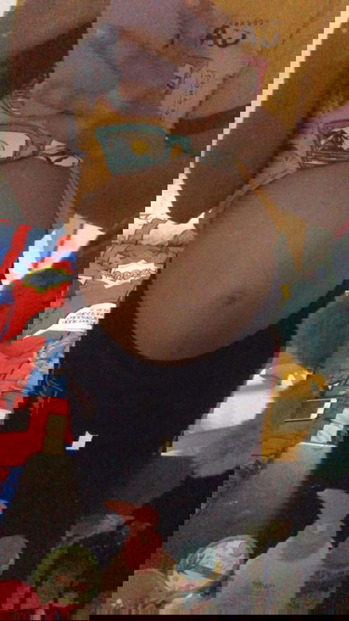 5เดือนกว่าแล้วแต่ลูกไม่ค่อยดิ้น ทำไงดี???