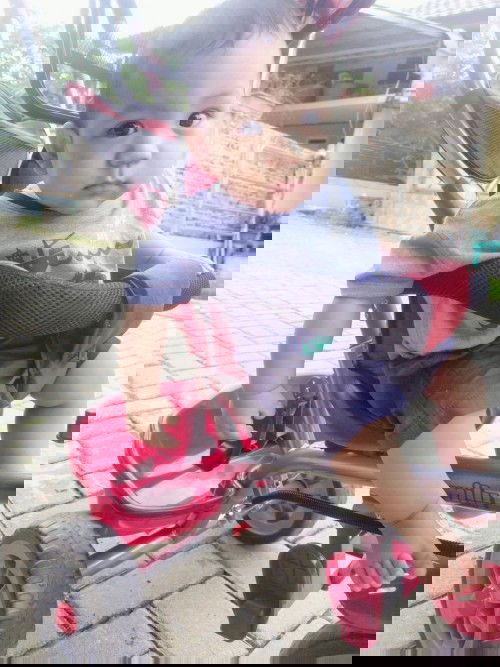 GTM Apa karena lg Tumbuh gigi?