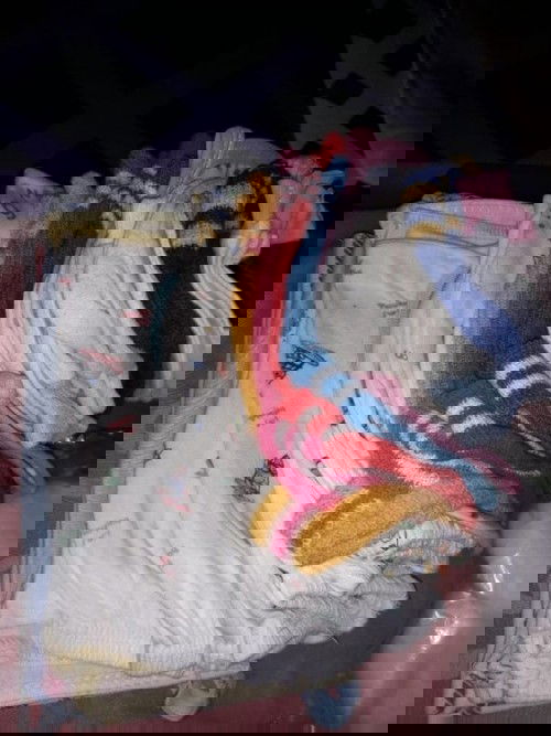 (CLOSED)BAGI-BAGI BAJU PRELOVED DAN DASTER/KAOS BUSUI(GRATIS) BAGI YANG MEMBUTUHKAN TGGL 28/01/2021