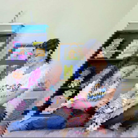 Do you know the first dose of vaccine to be administered shortly after birth?