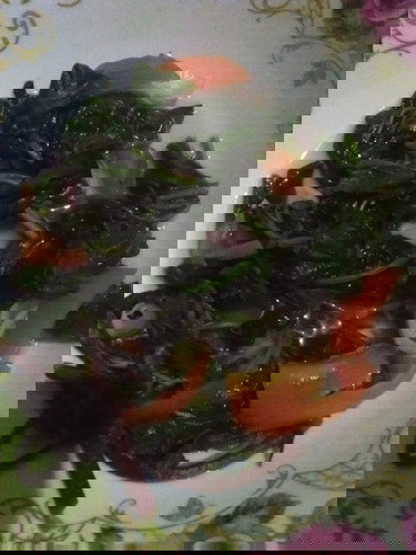 Sa first trimester po ba.pwede kumain ng gulay na alogbate.)need po ng answer